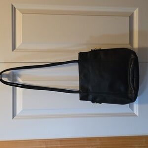 A Giannetti Vintage 90's soft leather feel shoulder bag purse Rare Find